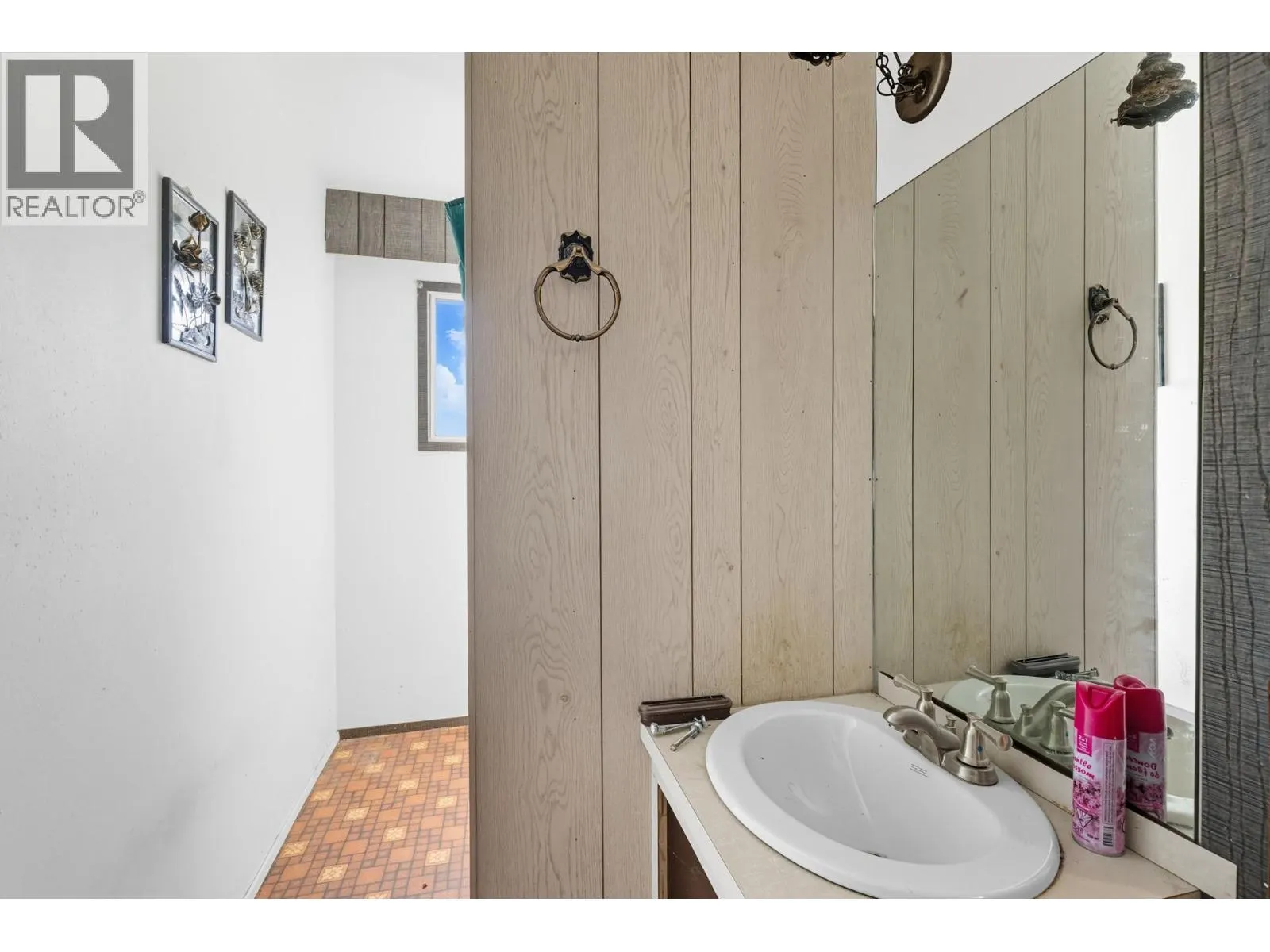 10114 Newene Road