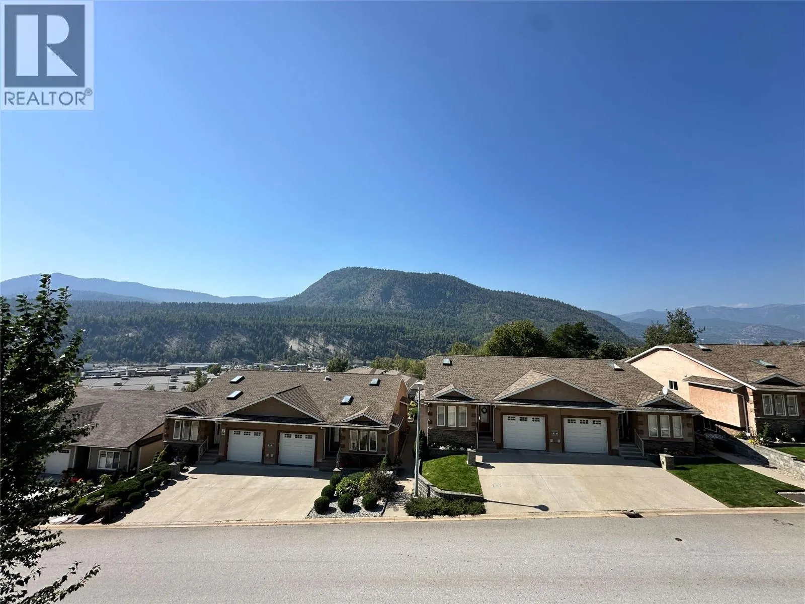 8121 BIRCHWOOD Drive
