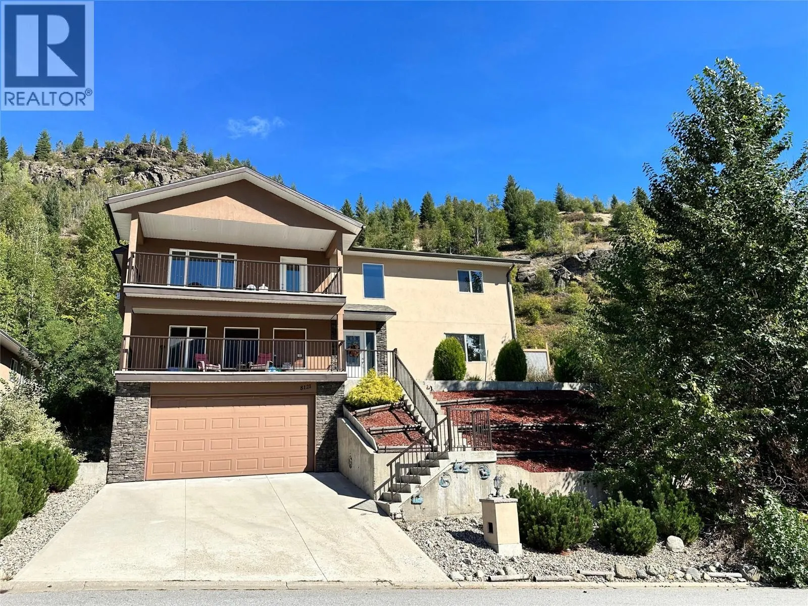 8121 BIRCHWOOD Drive