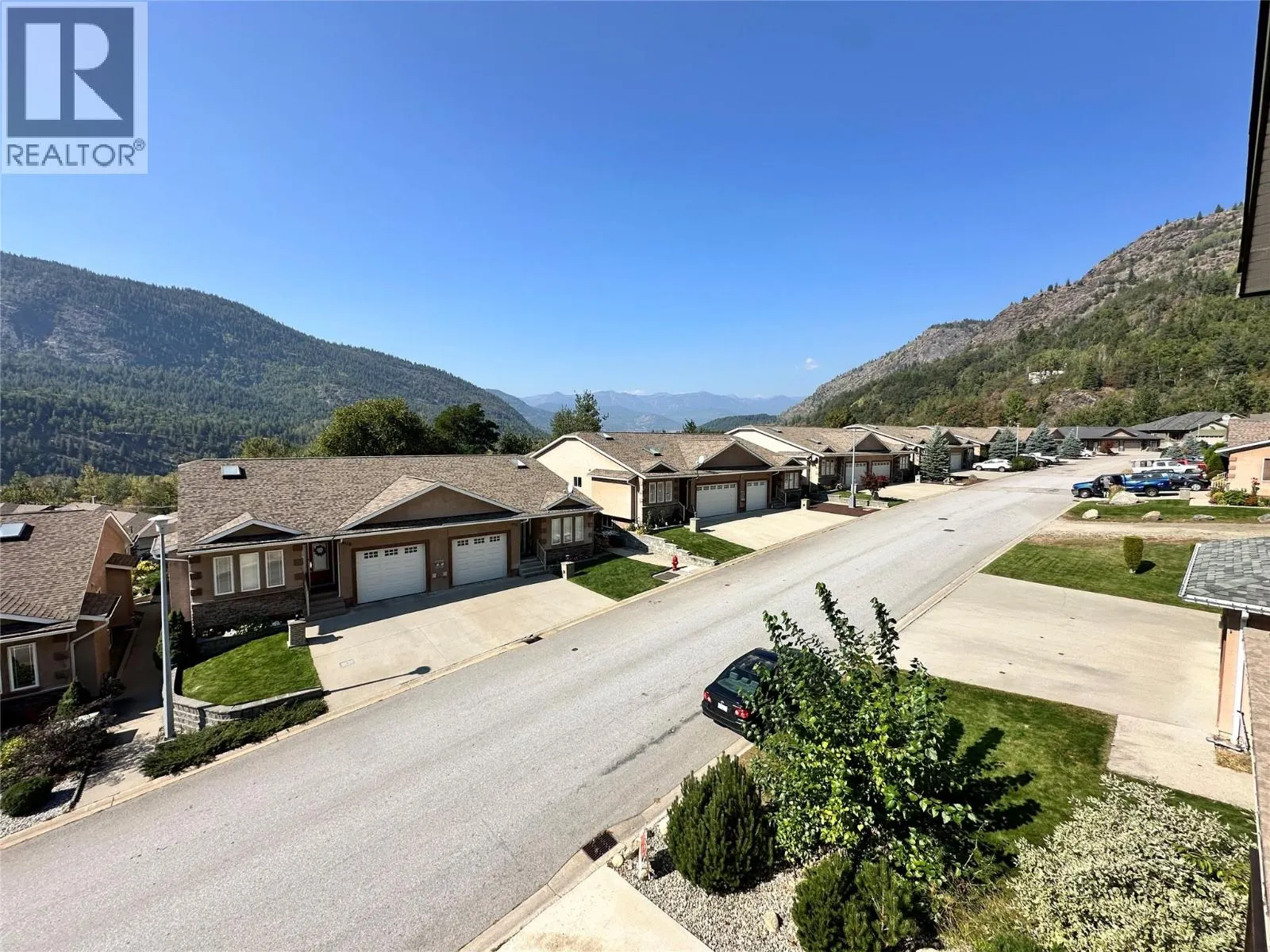 8121 BIRCHWOOD Drive