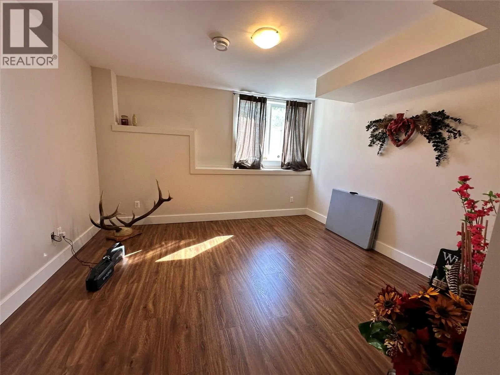 8121 BIRCHWOOD Drive