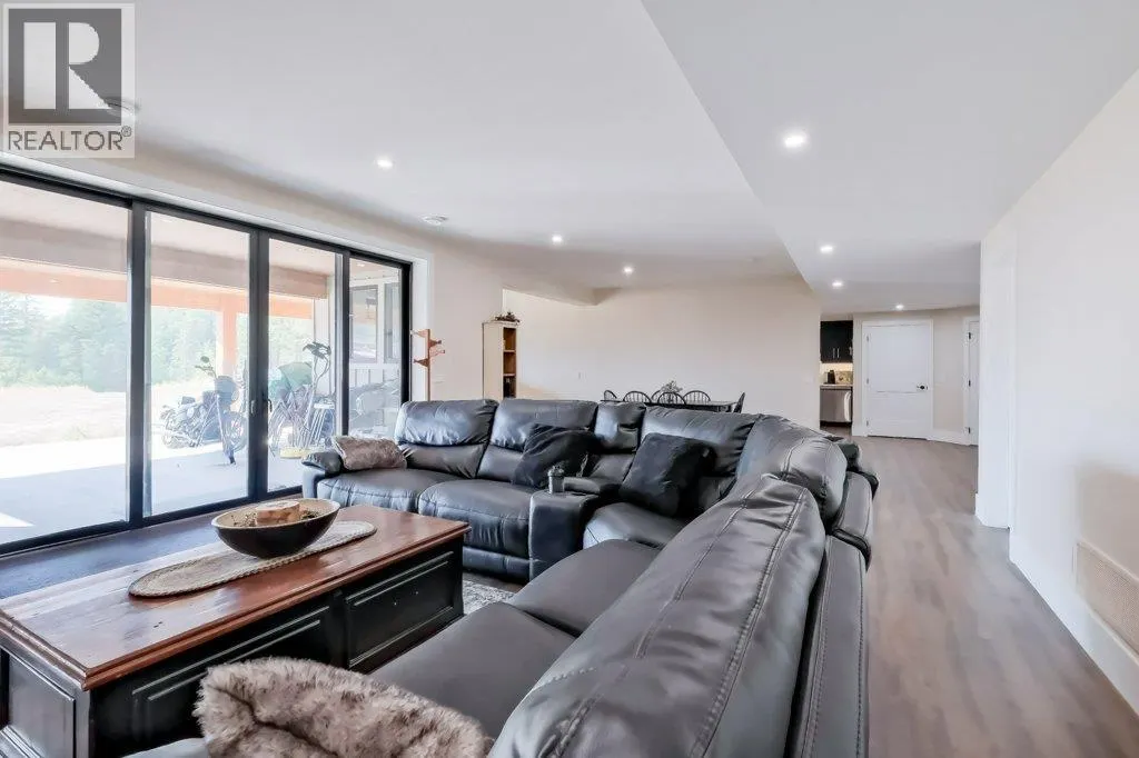 7839 Falcon Ridge Crescent