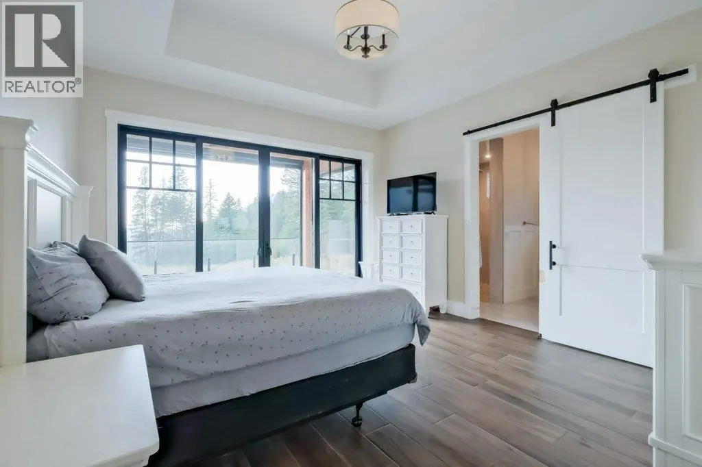 7839 Falcon Ridge Crescent