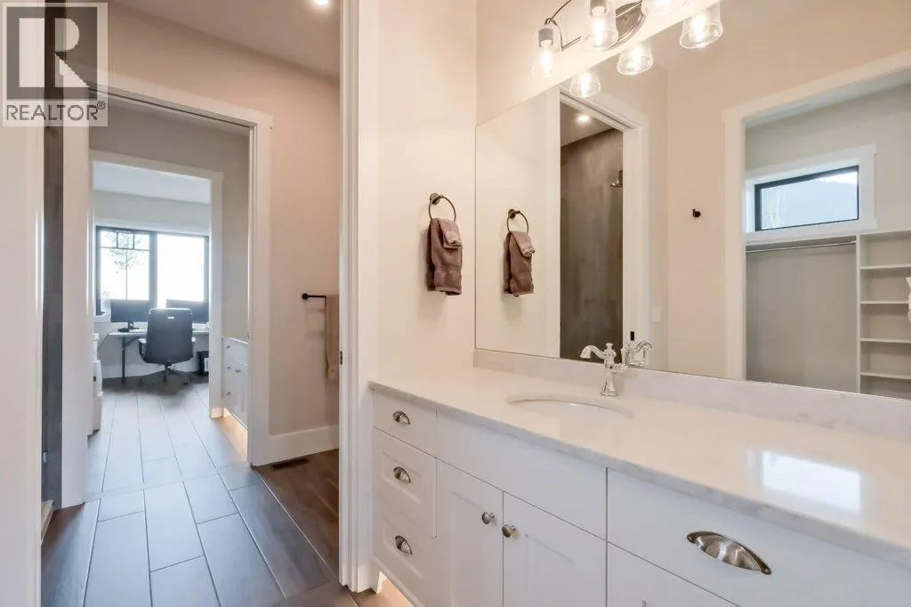 7839 Falcon Ridge Crescent