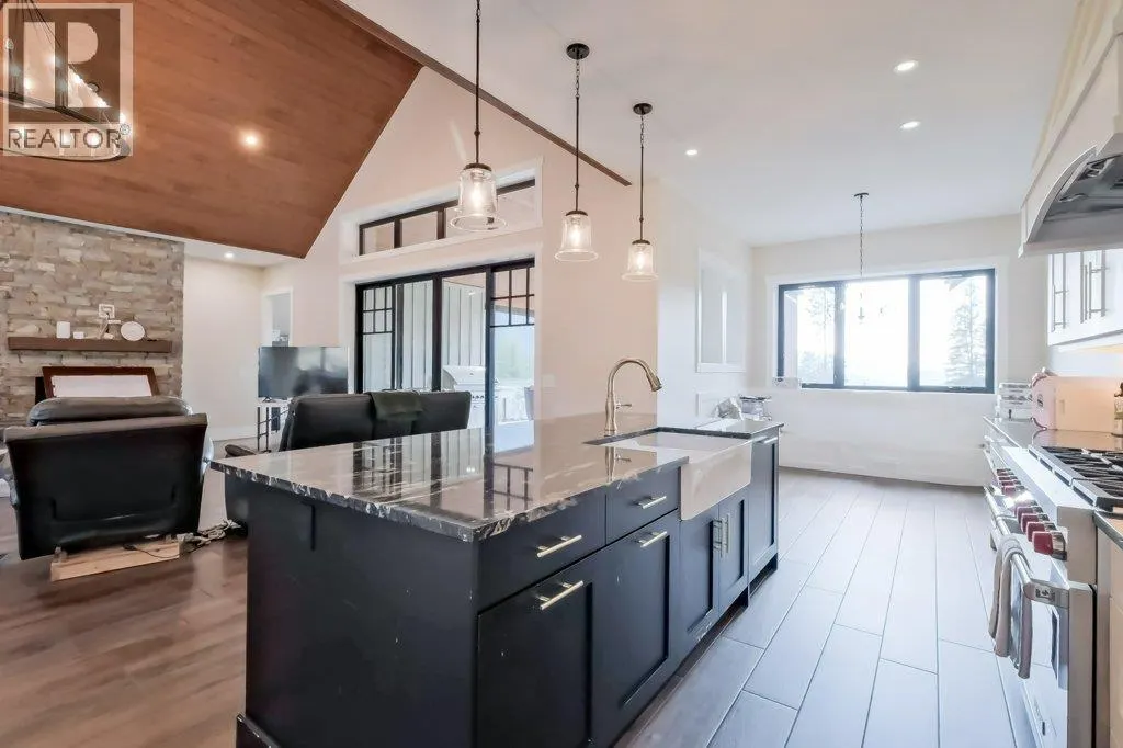 7839 Falcon Ridge Crescent