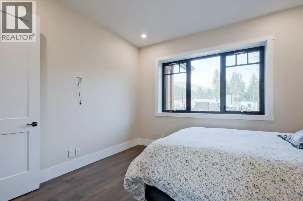 7839 Falcon Ridge Crescent