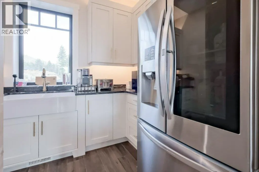 7839 Falcon Ridge Crescent