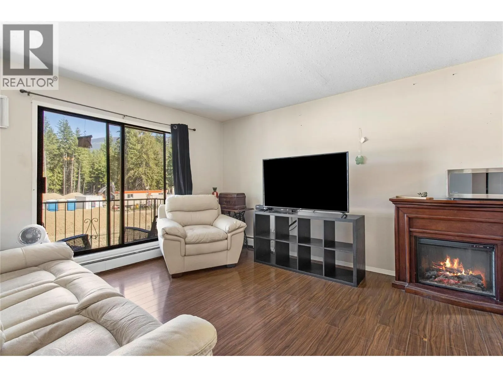 409 Main Street Unit# 204