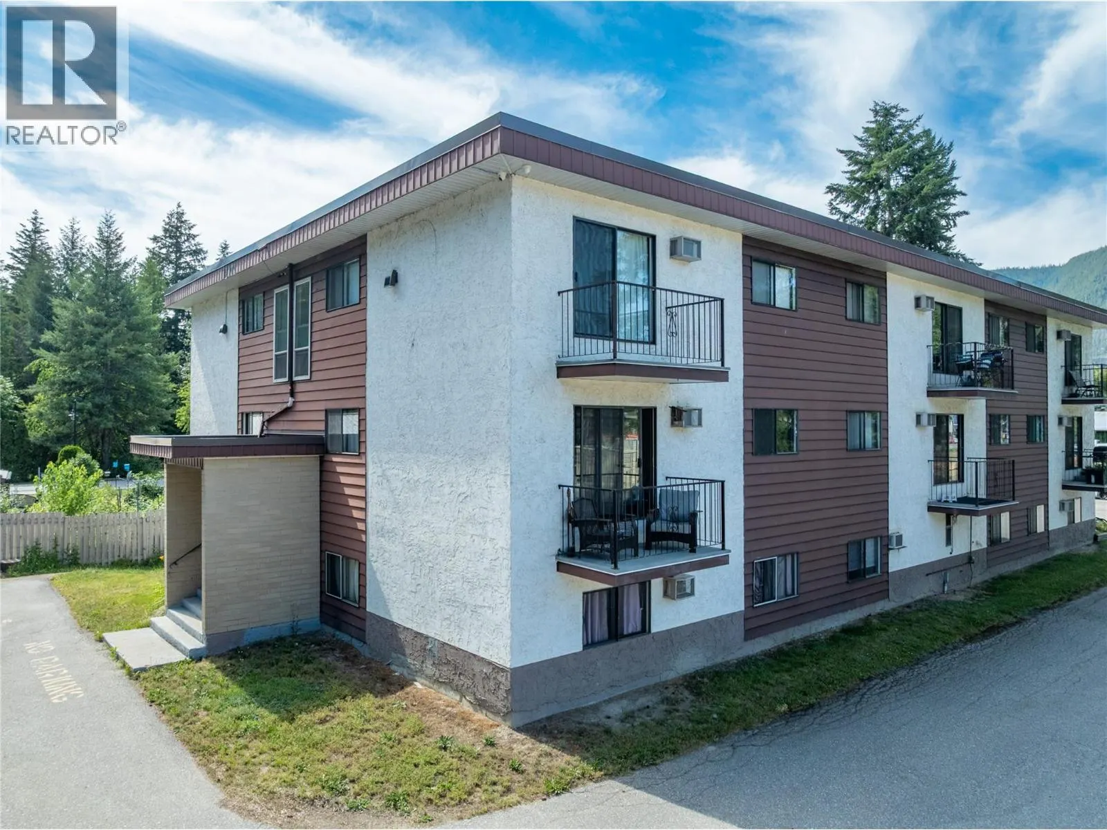 409 Main Street Unit# 204