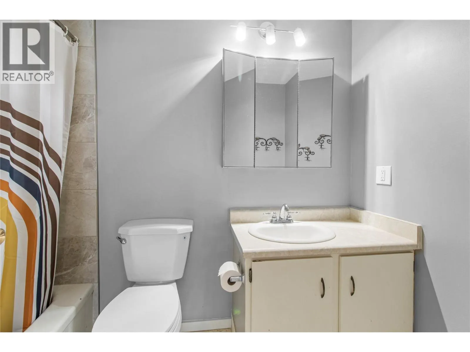 409 Main Street Unit# 204