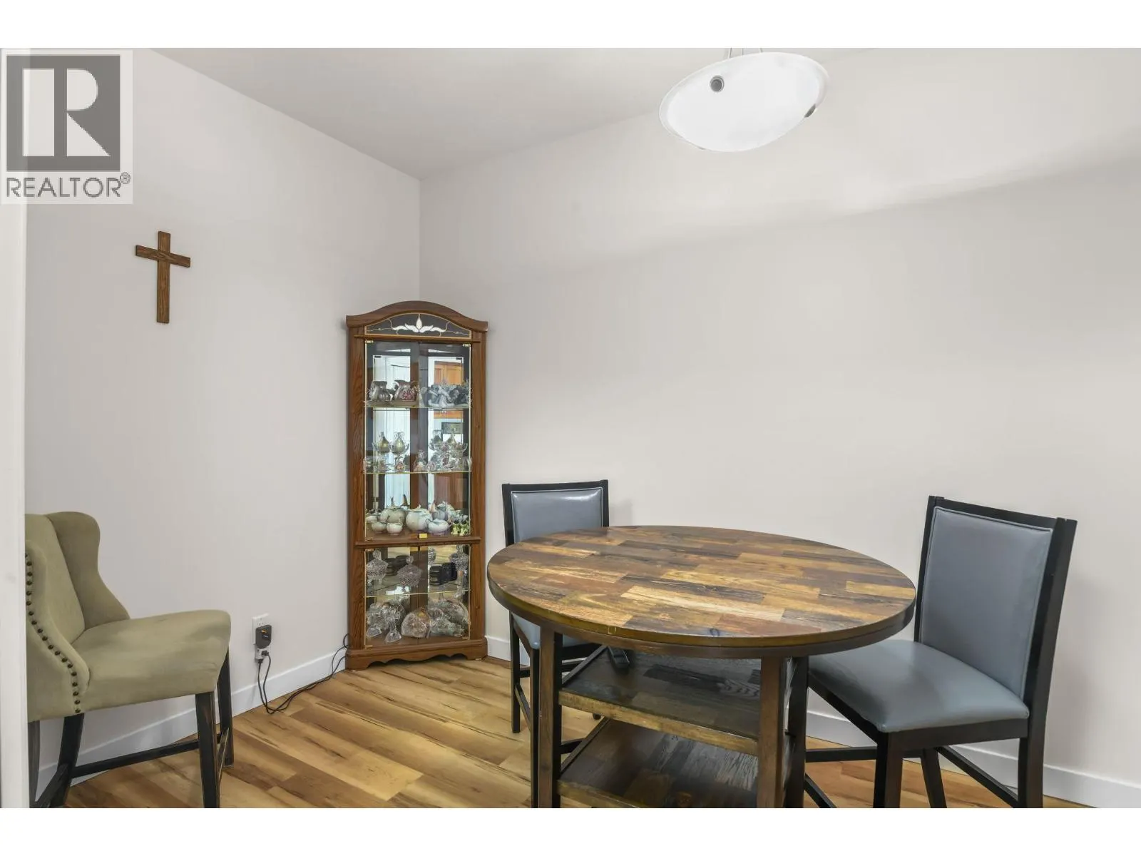 1963 Durnin Road Unit# 303