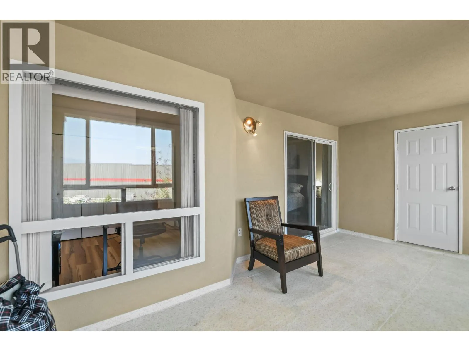 1963 Durnin Road Unit# 303