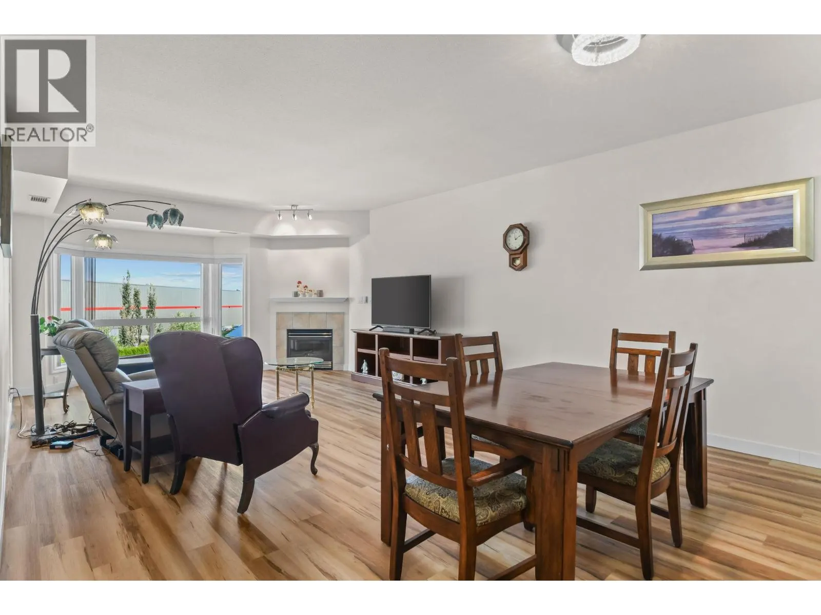 1963 Durnin Road Unit# 303