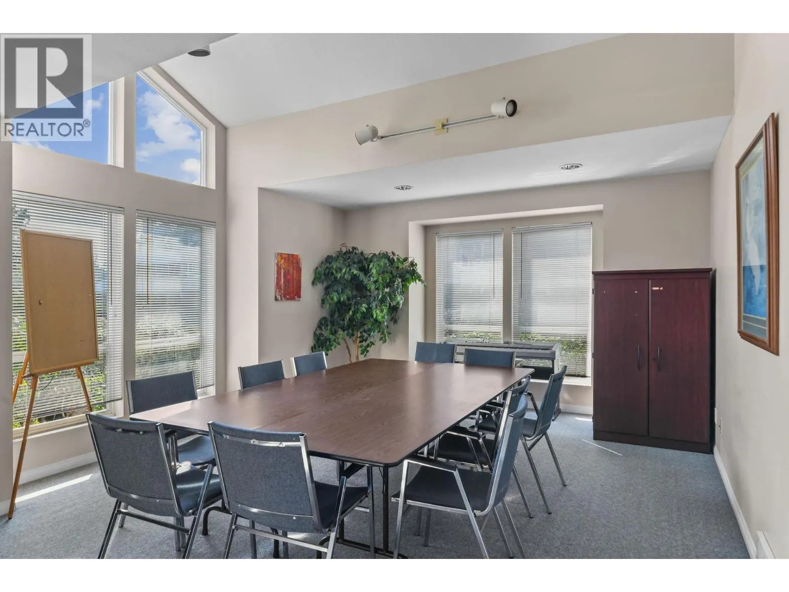 1963 Durnin Road Unit# 303