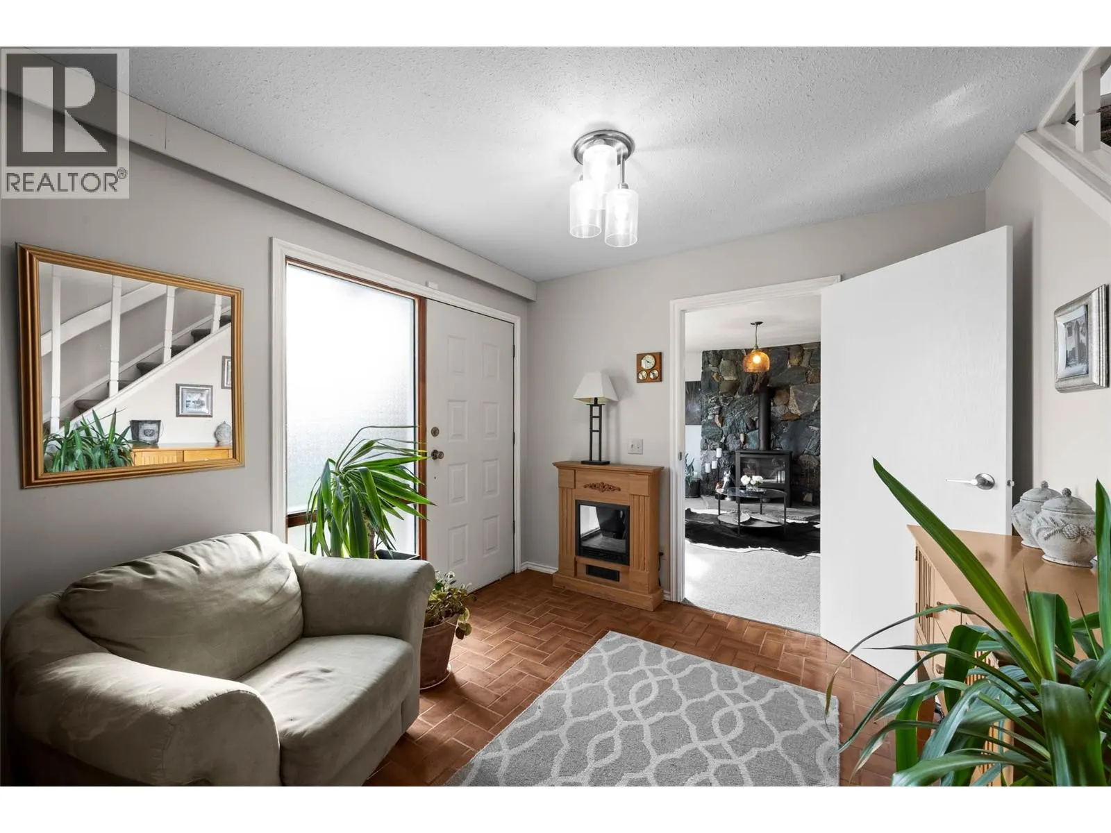3119 Shuswap Road