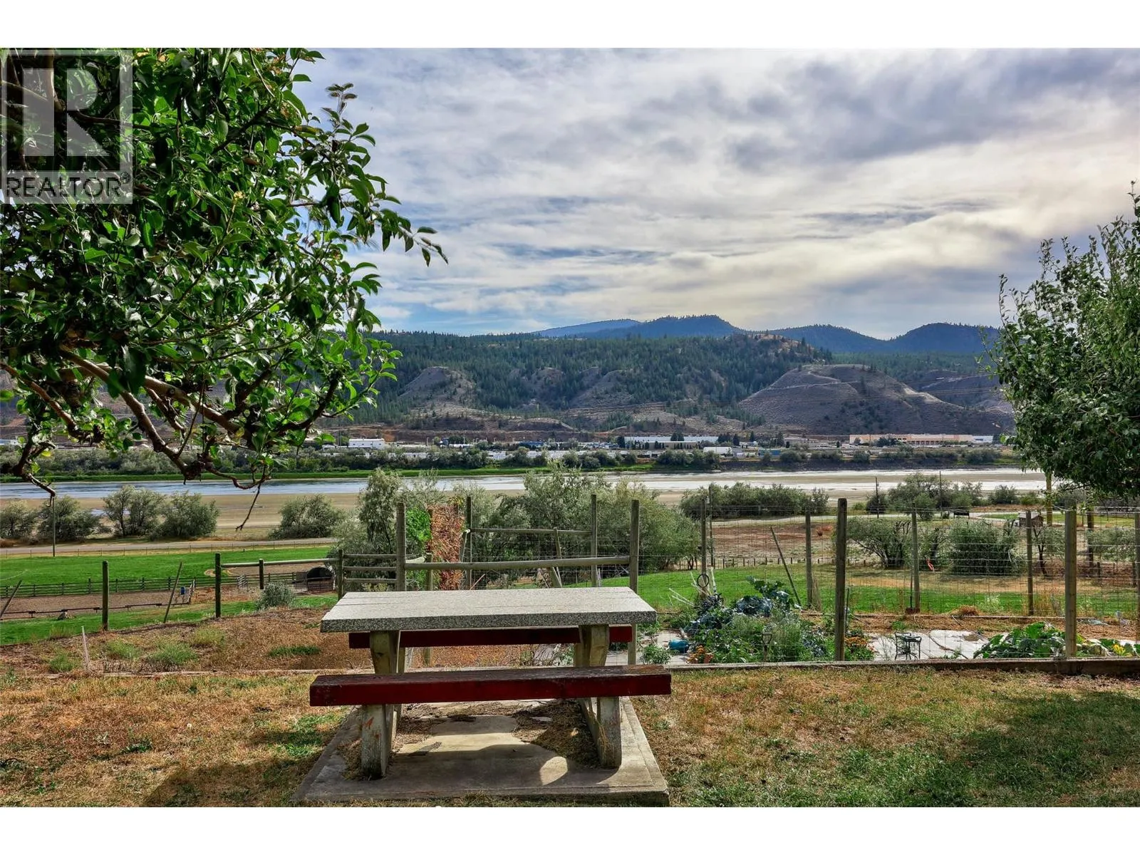 3119 Shuswap Road