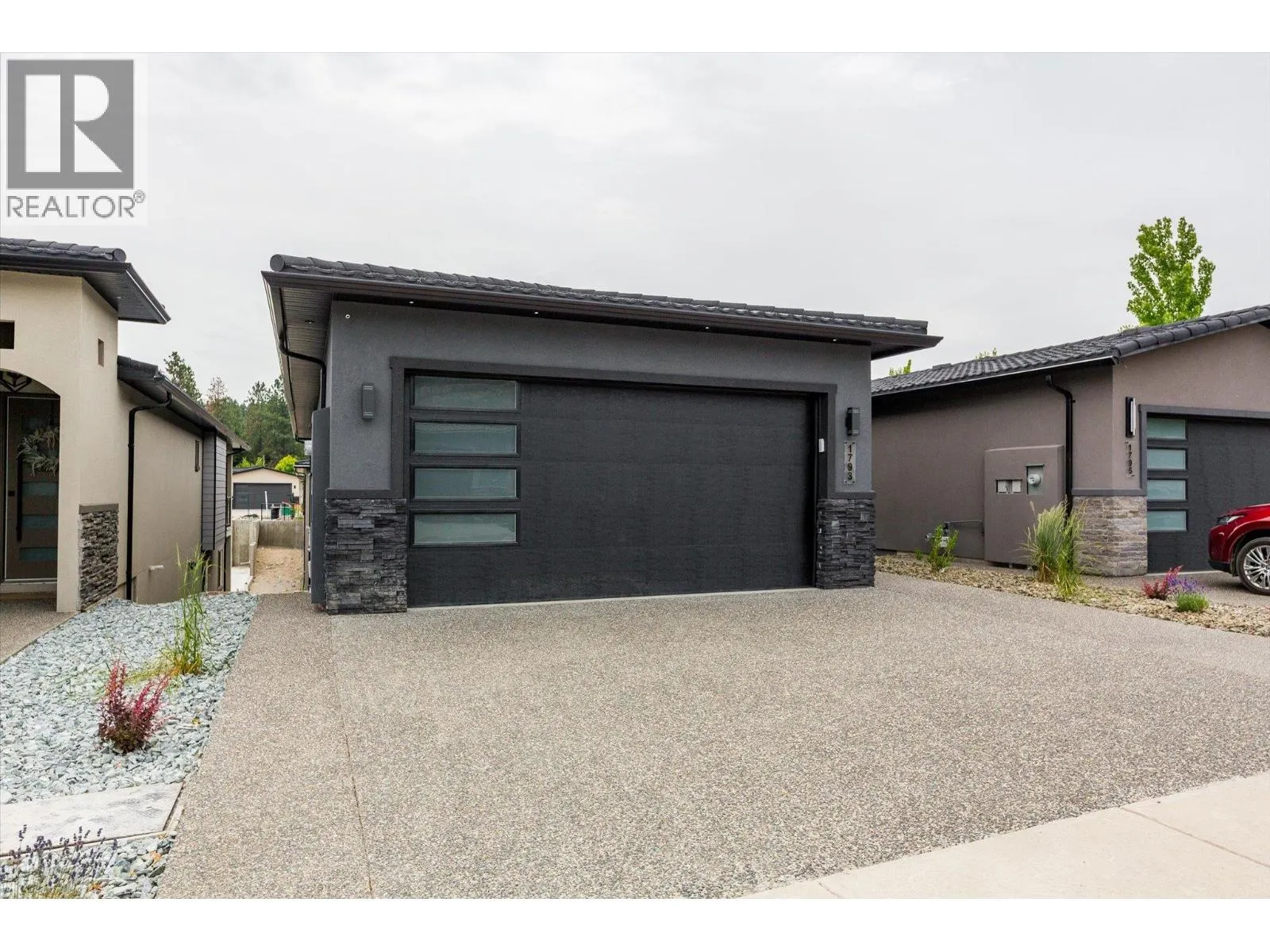 1793 Viewpoint Drive