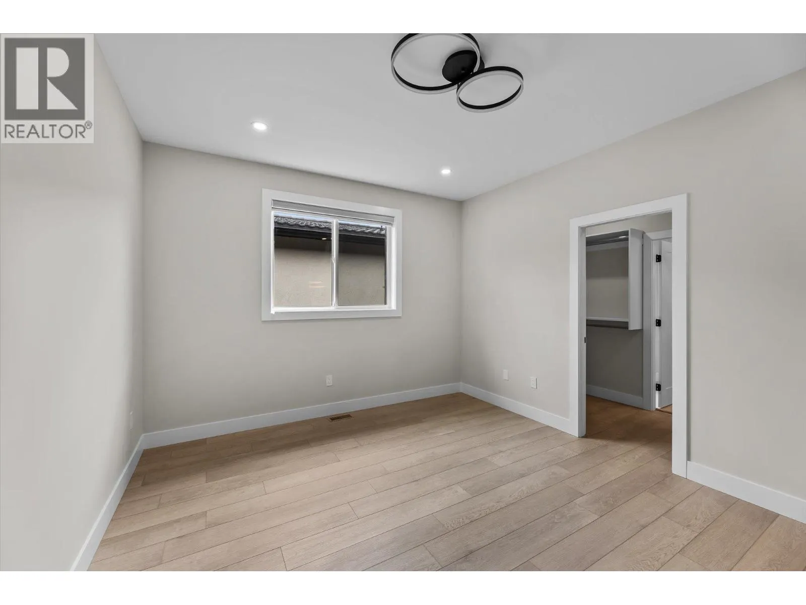 1793 Viewpoint Drive