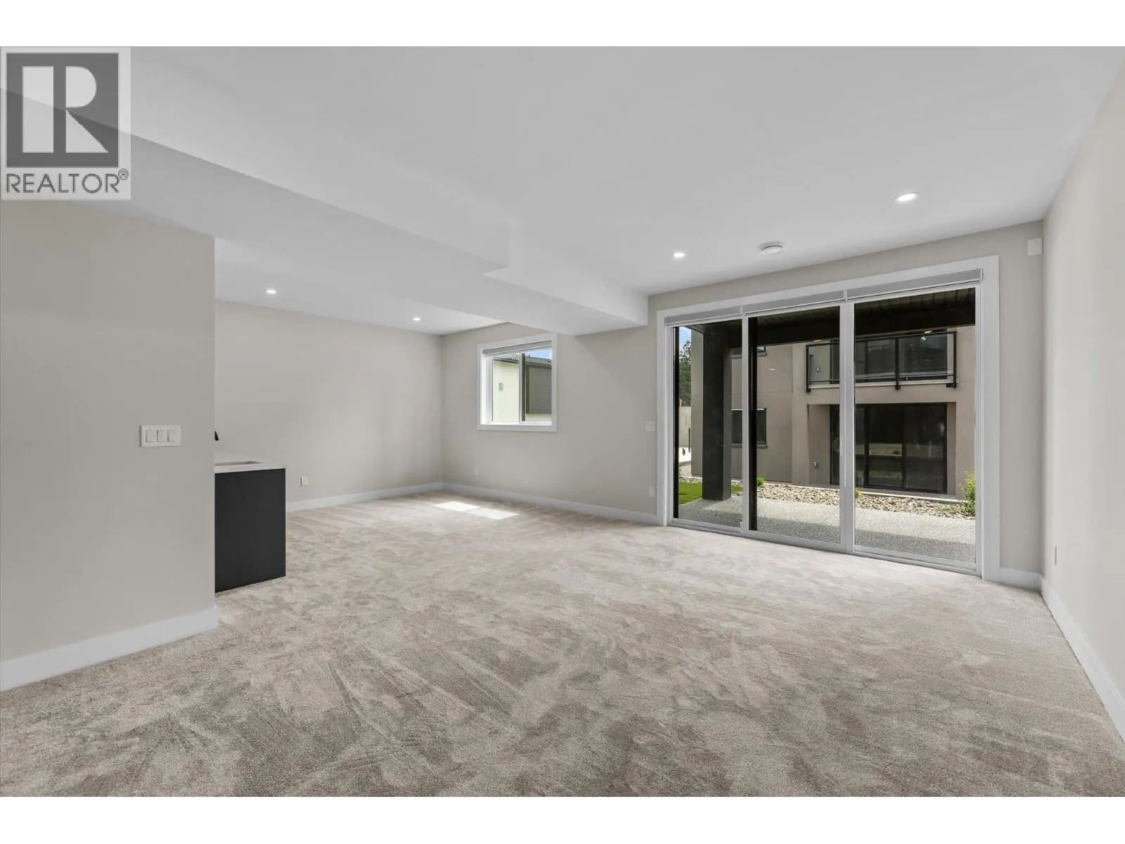 1793 Viewpoint Drive