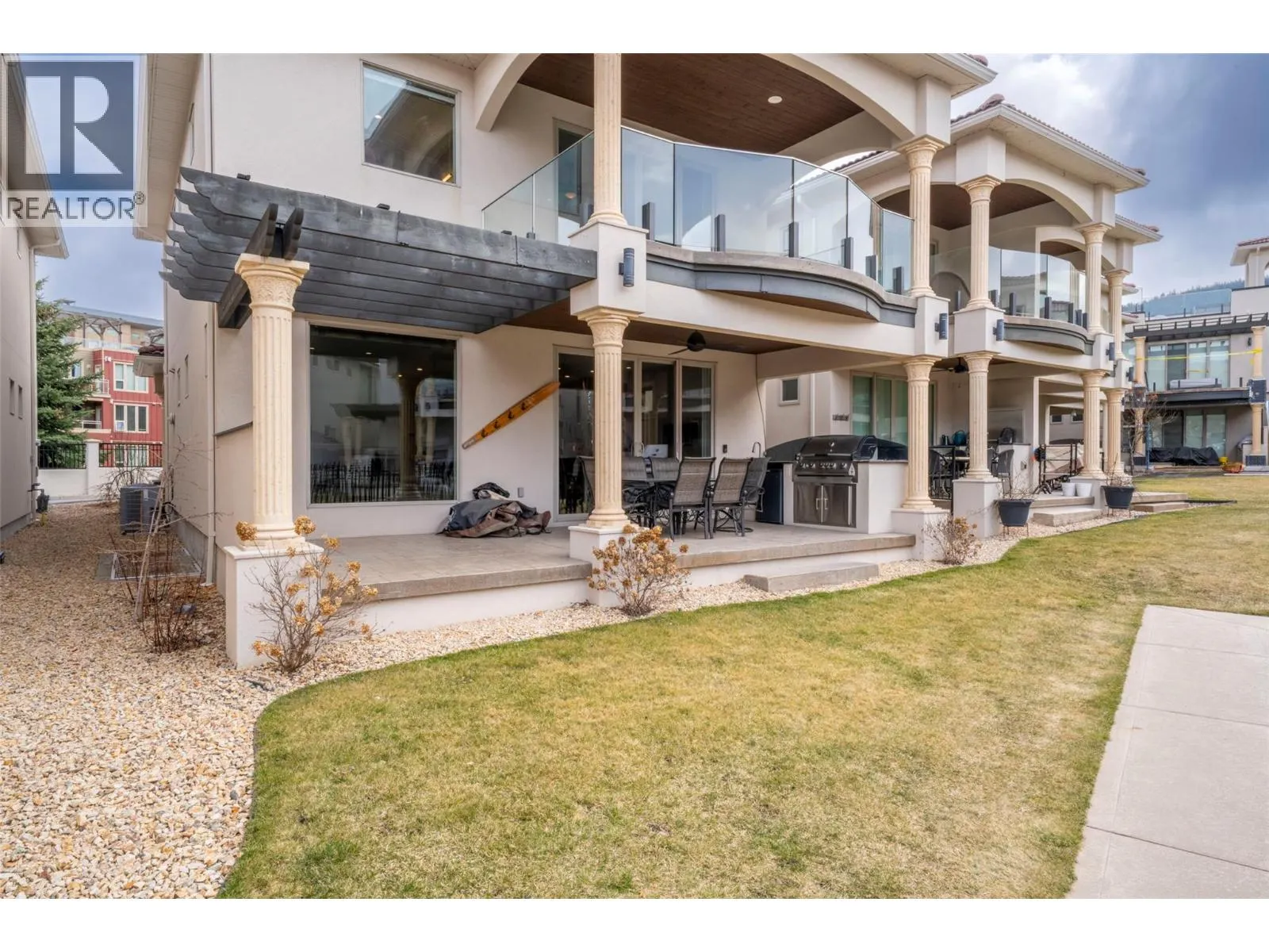 7373 Brooks Lane Unit# 4