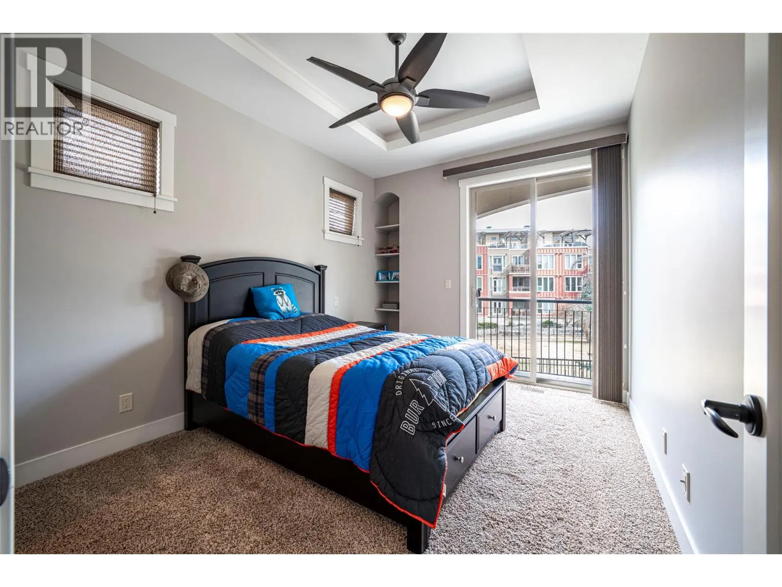 7373 Brooks Lane Unit# 4