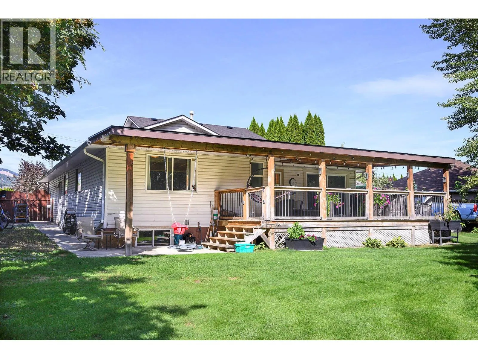443 REIGHMOUNT Drive