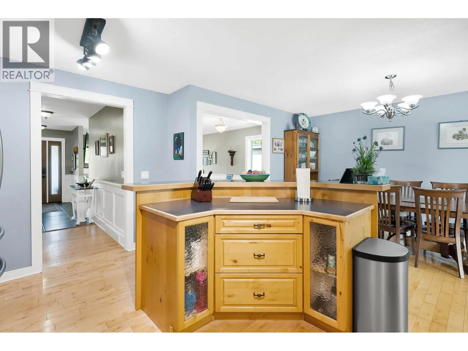 443 REIGHMOUNT Drive