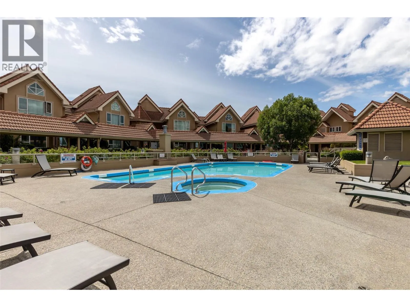 1152 Sunset Drive Unit# 903