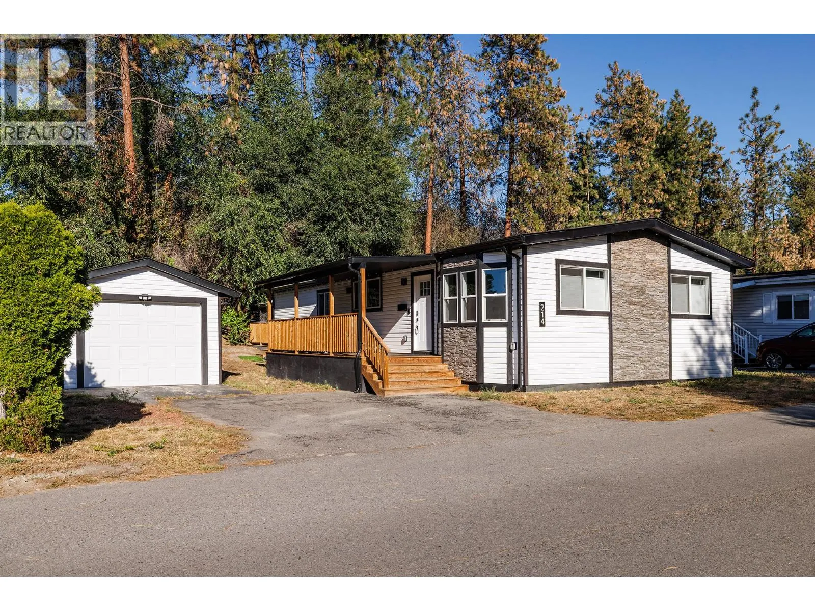 1999 Hwy 97 South Unit# 214
