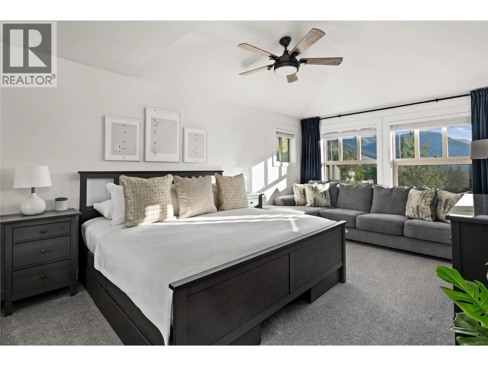 2070 SUMMIT Drive Unit# 511