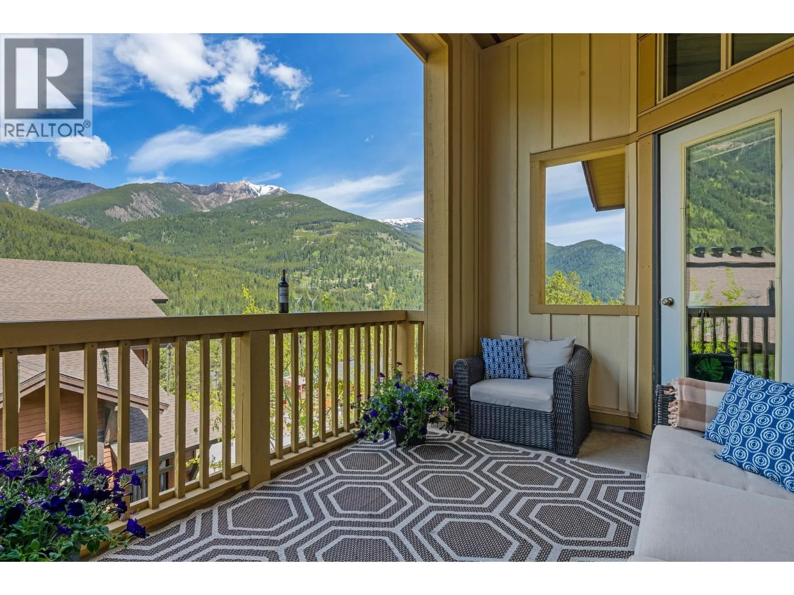 2070 SUMMIT Drive Unit# 511