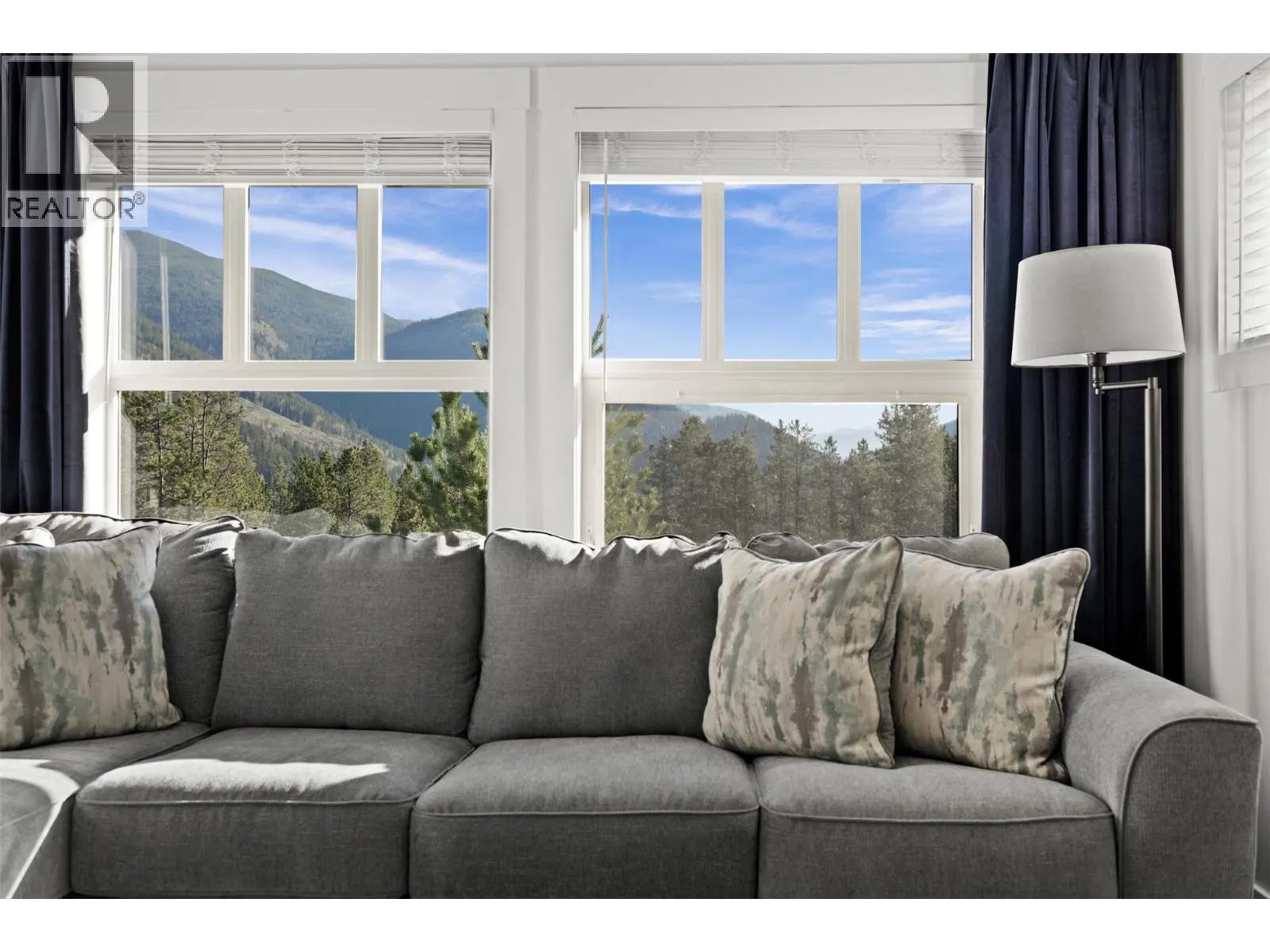 2070 SUMMIT Drive Unit# 511