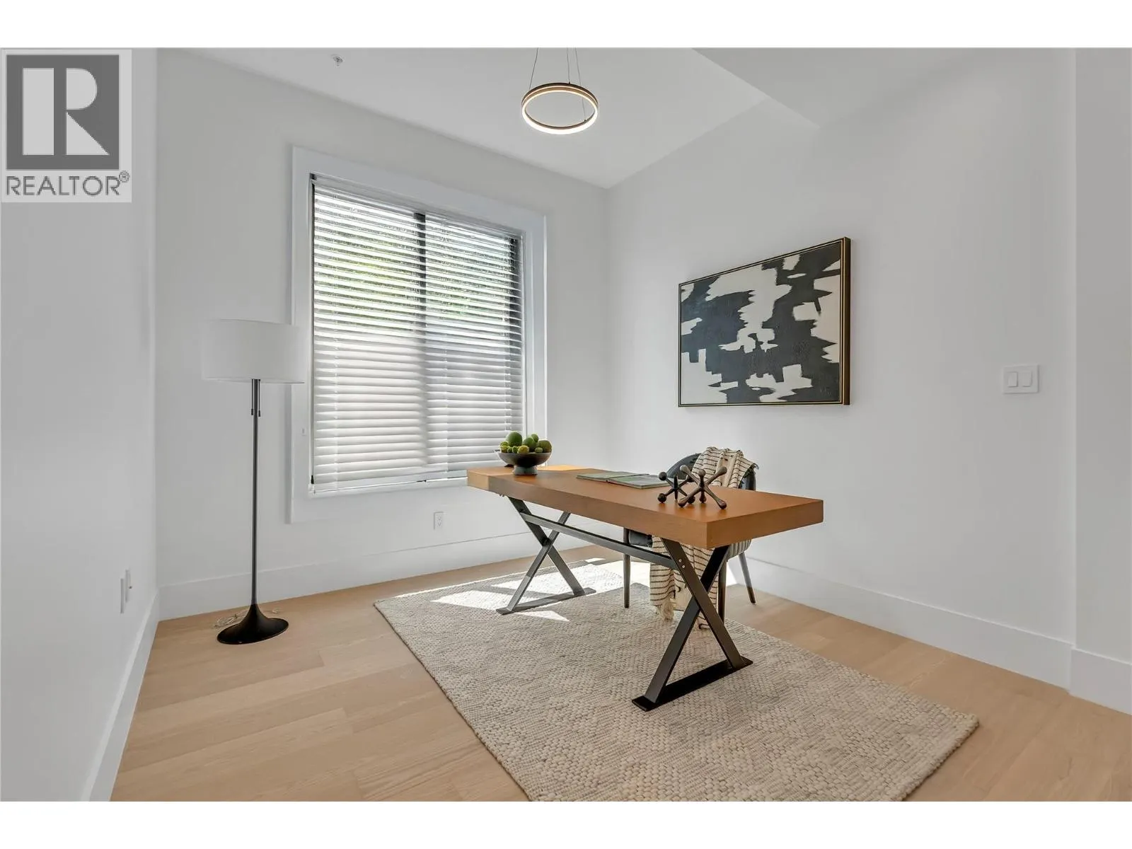 602 Lakeshore Drive Unit# 202