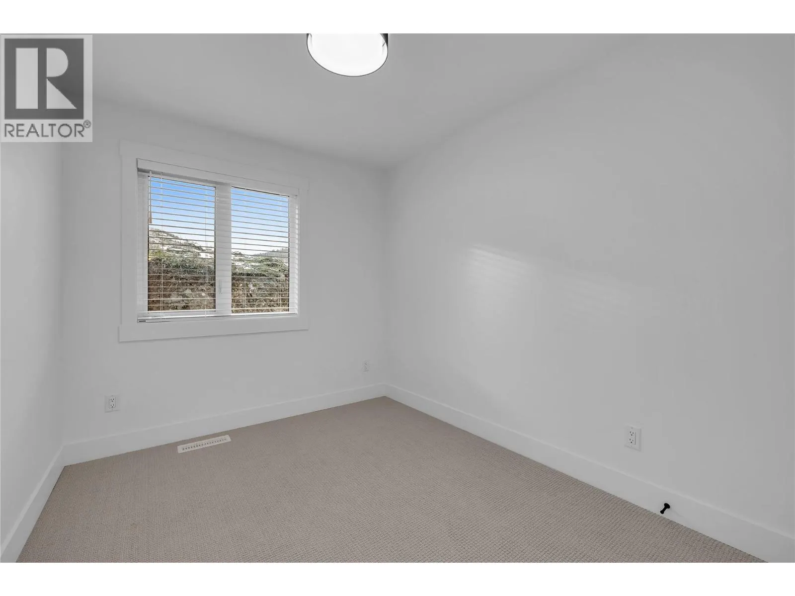 2835 Canyon Crest Drive Unit# 13