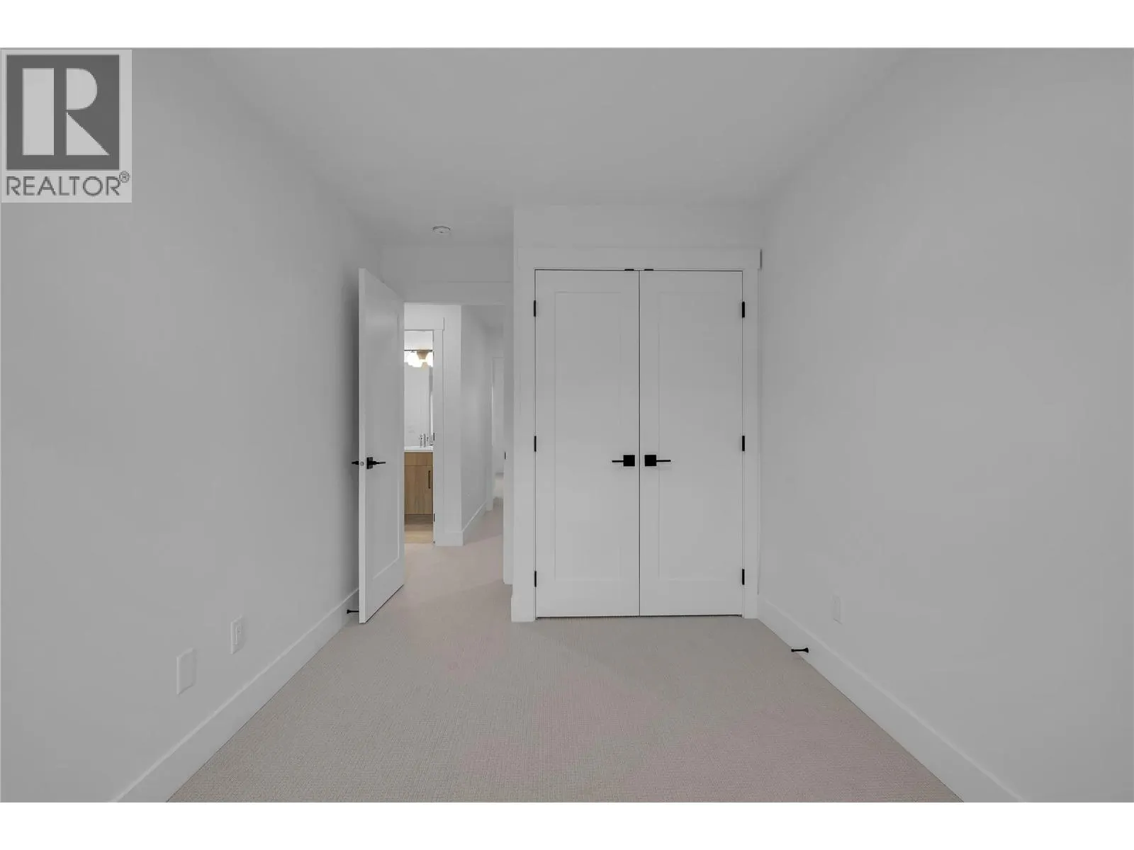 2835 Canyon Crest Drive Unit# 13