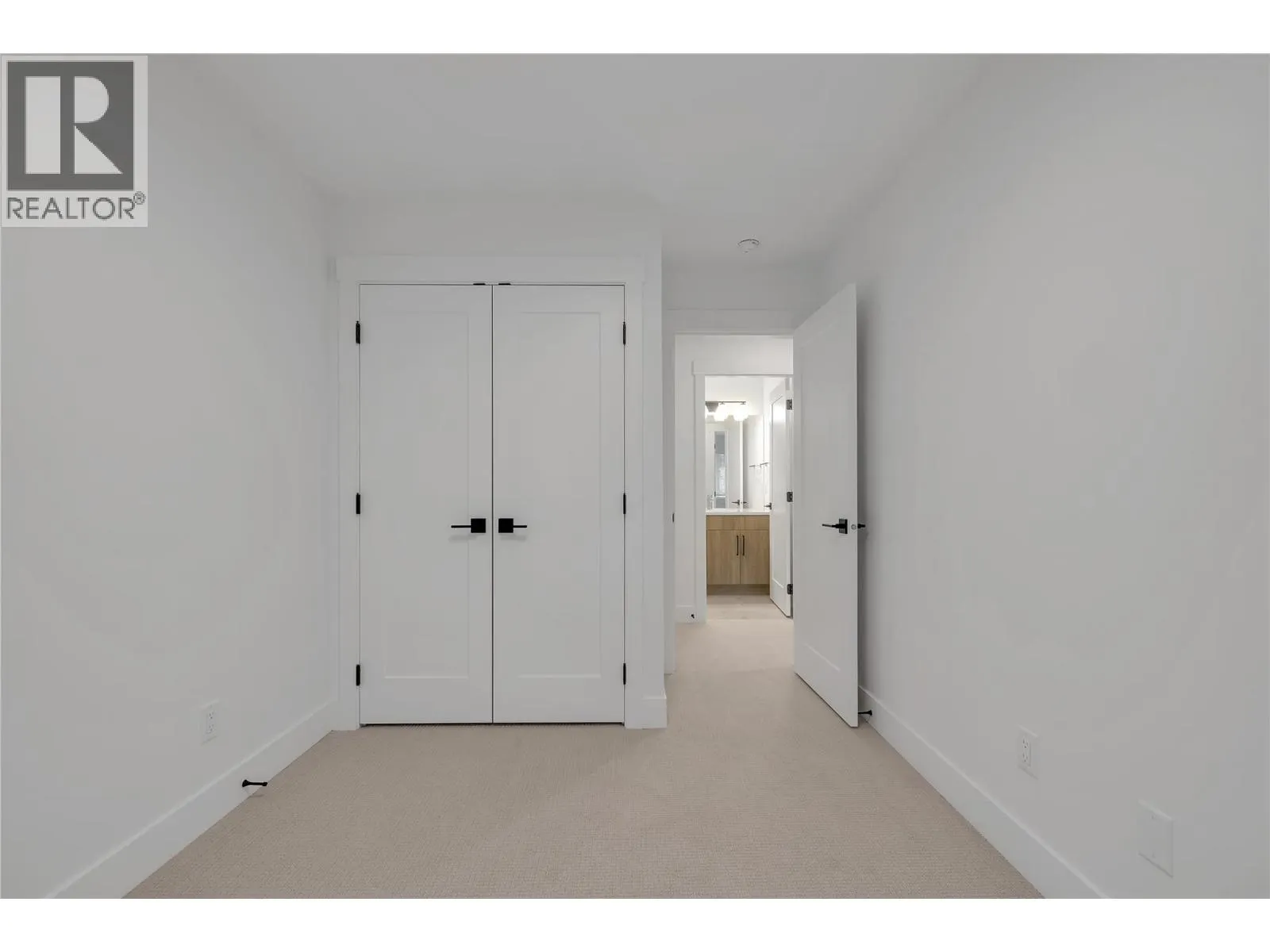 2835 Canyon Crest Drive Unit# 13