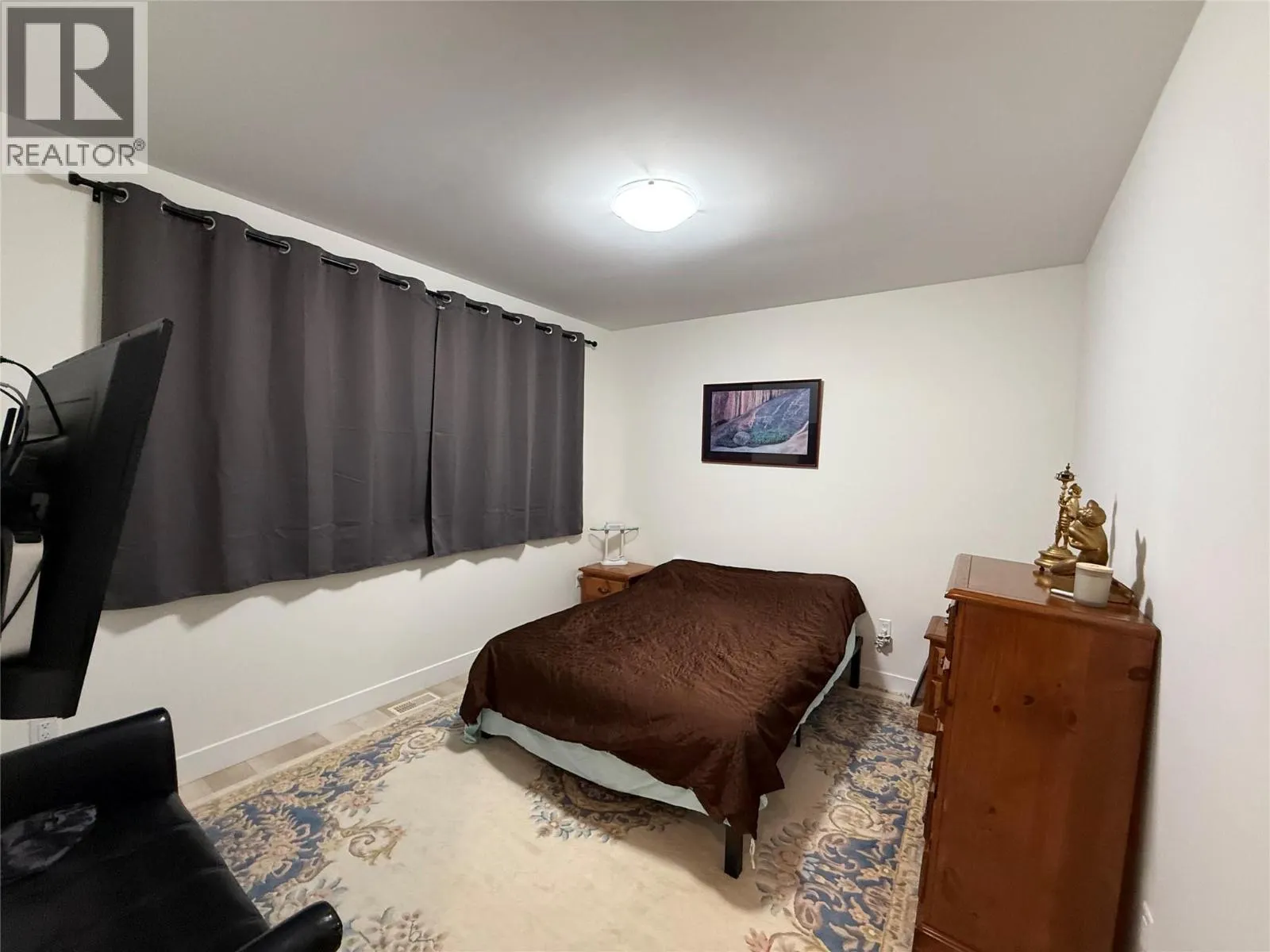210 Scott Avenue Unit# 104