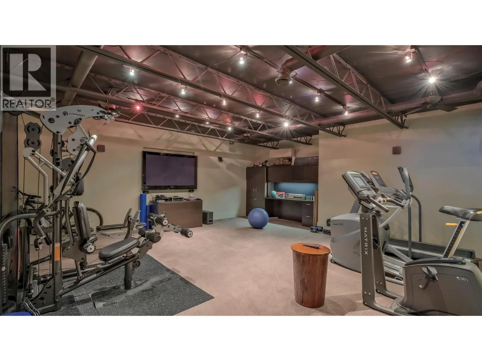1749 Capistrano Drive
