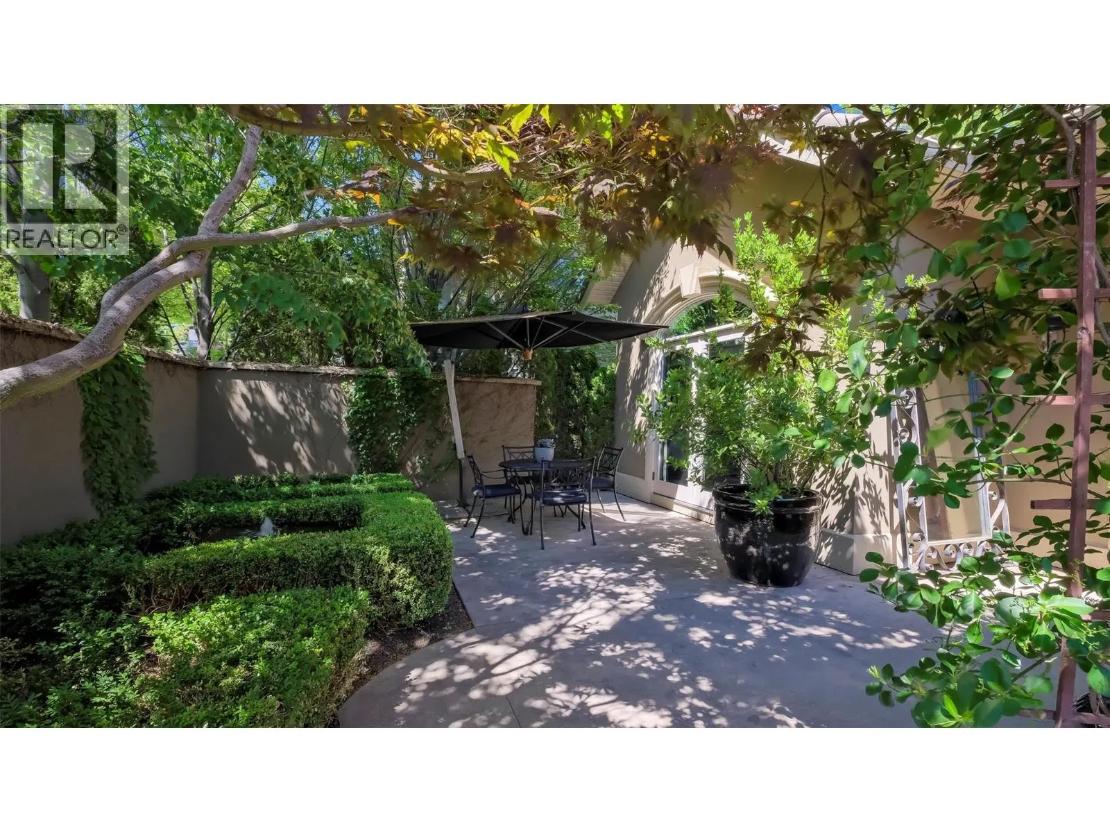 1749 Capistrano Drive