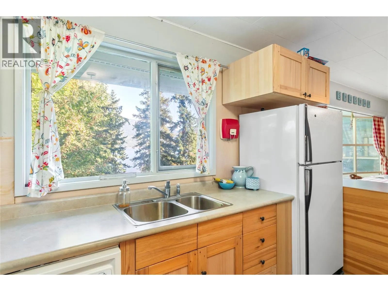 4265 Eagle Bay Road