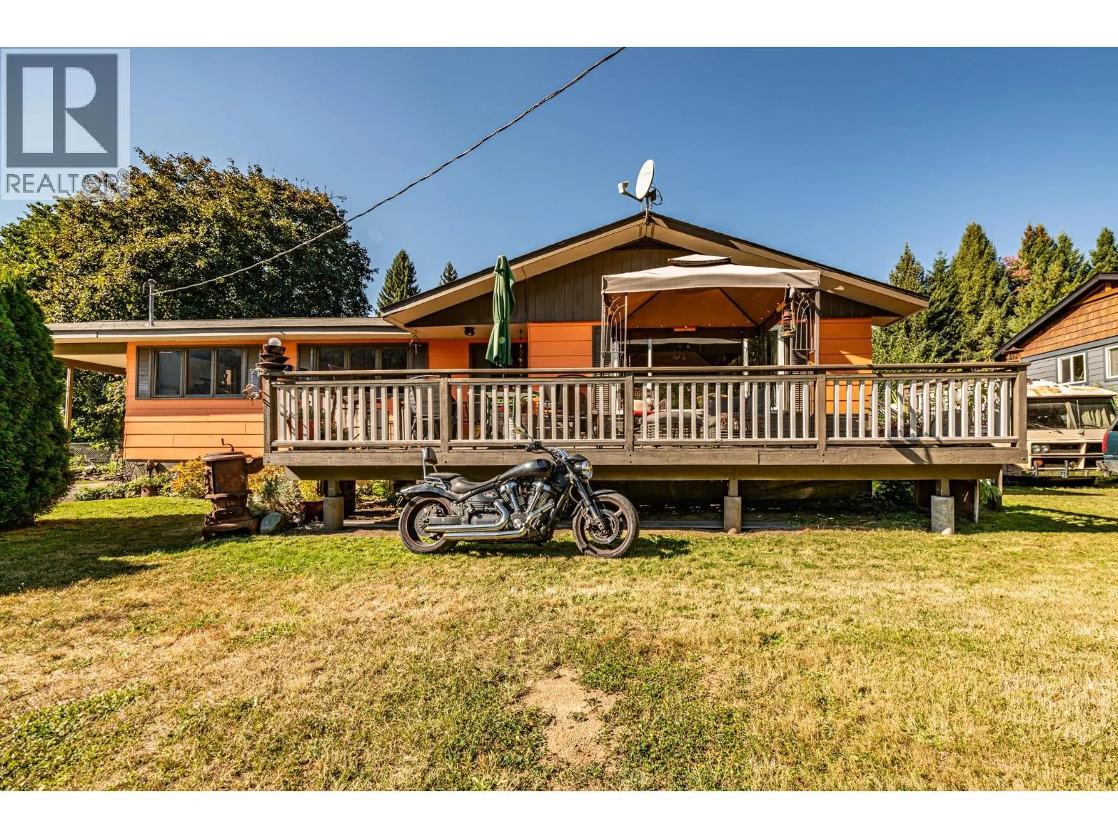 804 Cedar Avenue