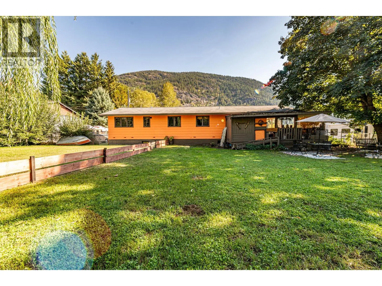 804 Cedar Avenue