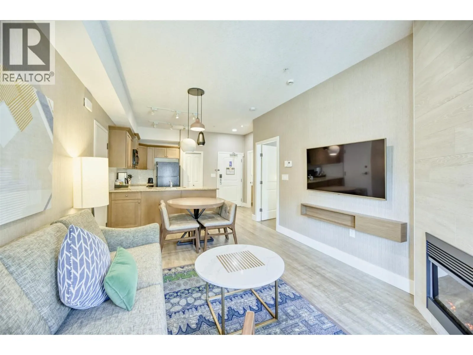 1200 RANCHER CREEK Road Unit# 202C