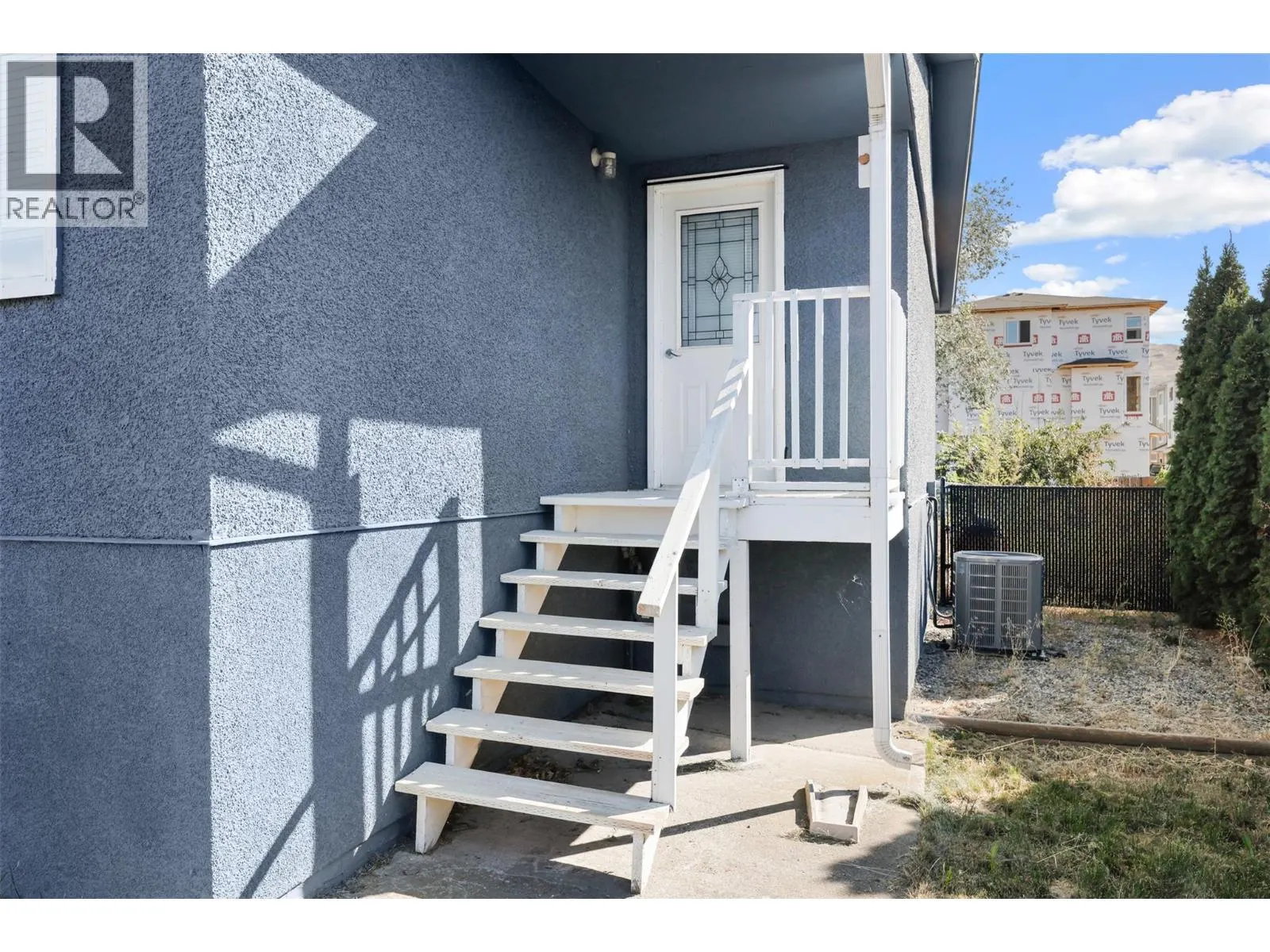 2687 Joyce Avenue
