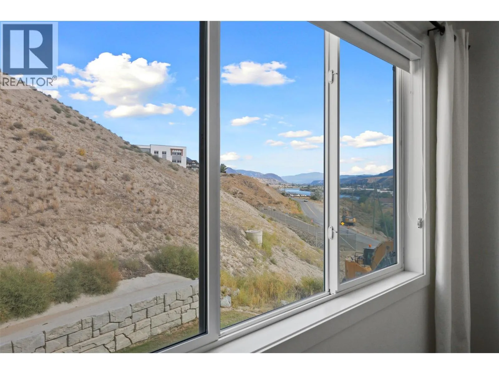 124 RIVER GATE Drive