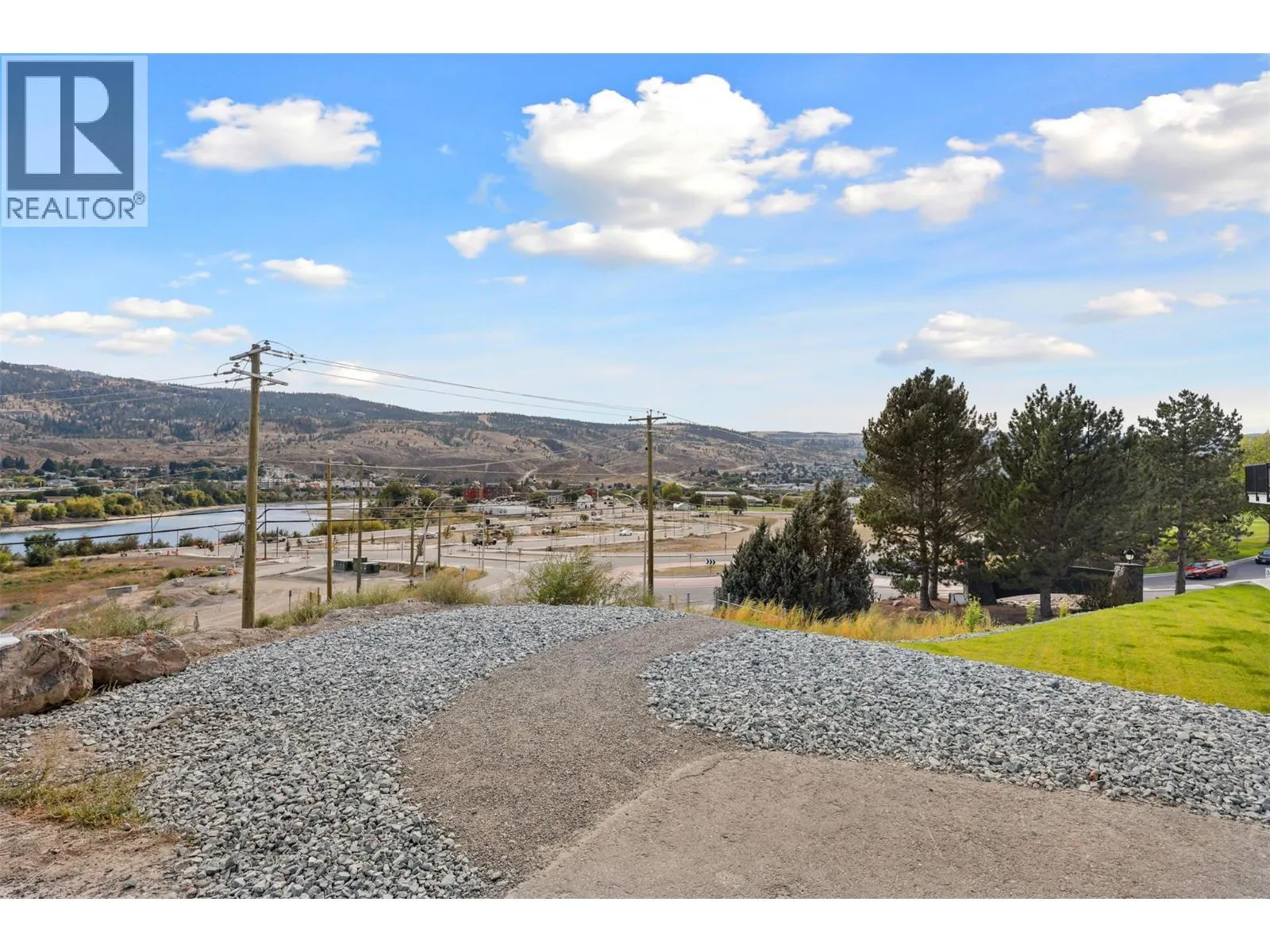 124 RIVER GATE Drive