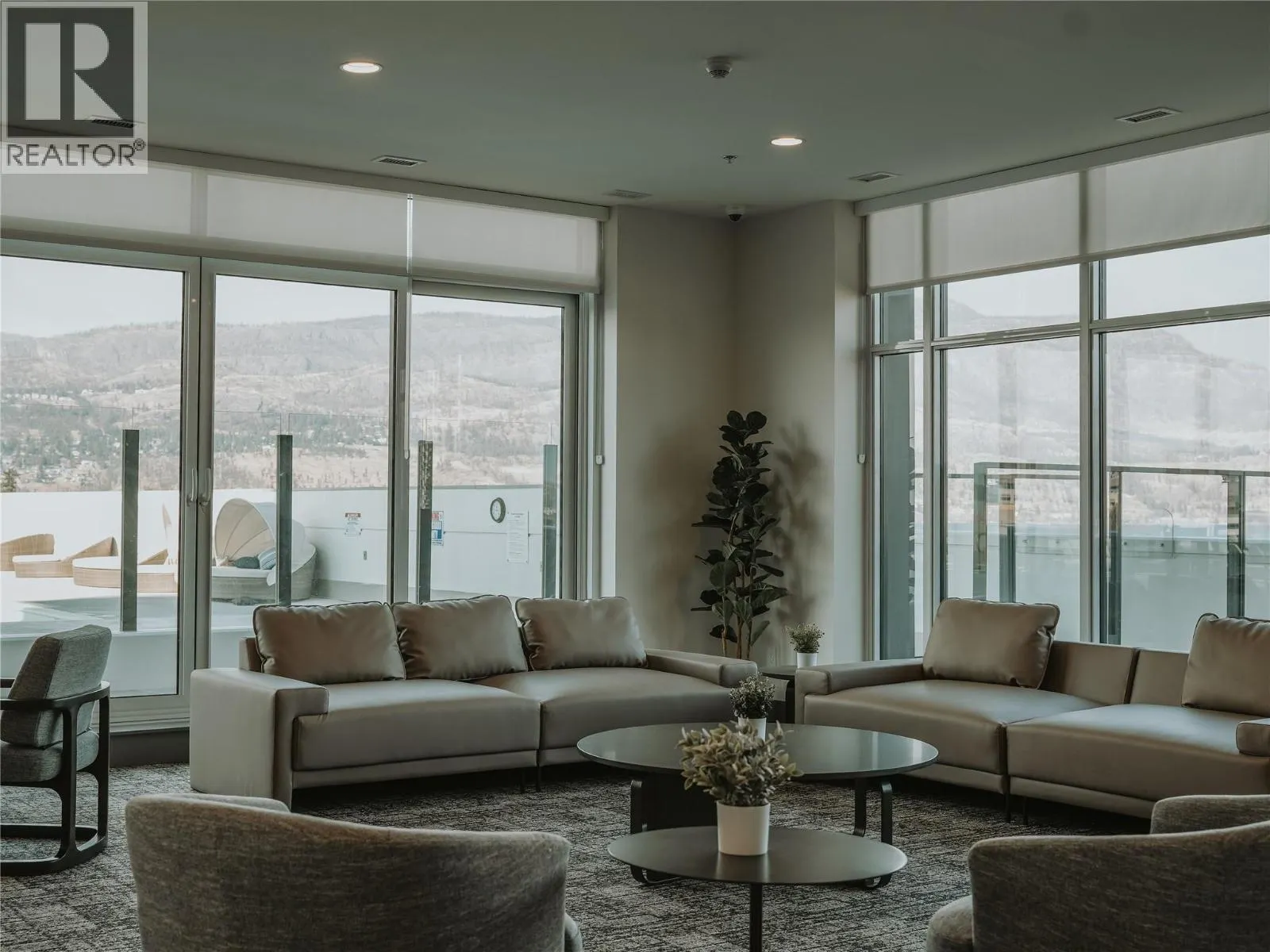 238 Leon Avenue Unit# 1507