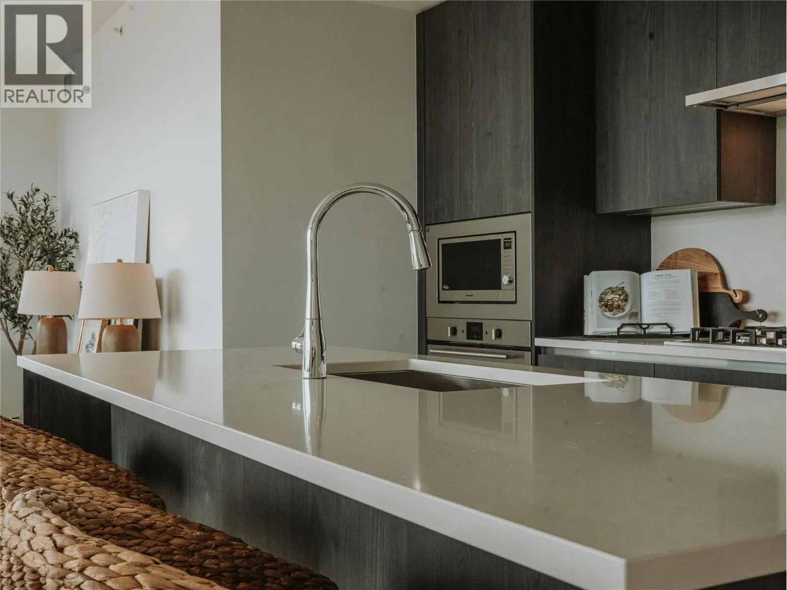 238 Leon Avenue Unit# 1507