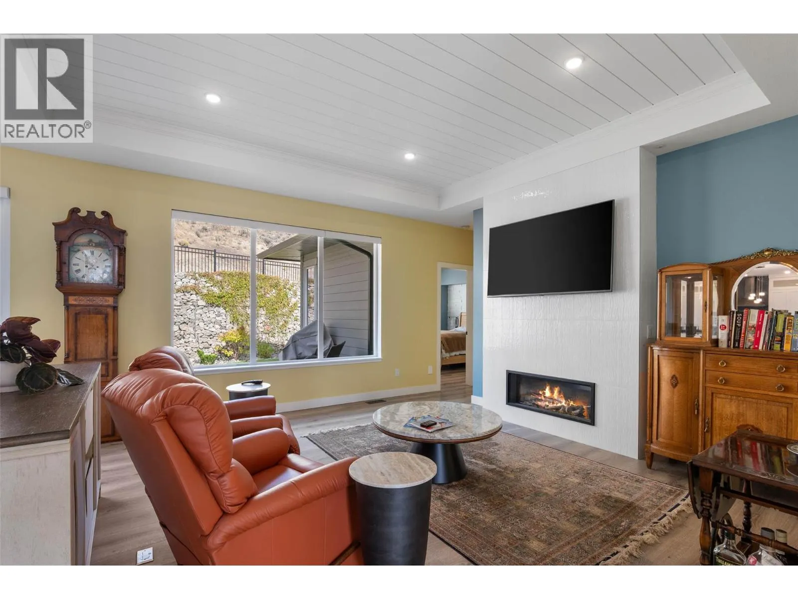 4103 Rio Vista Place