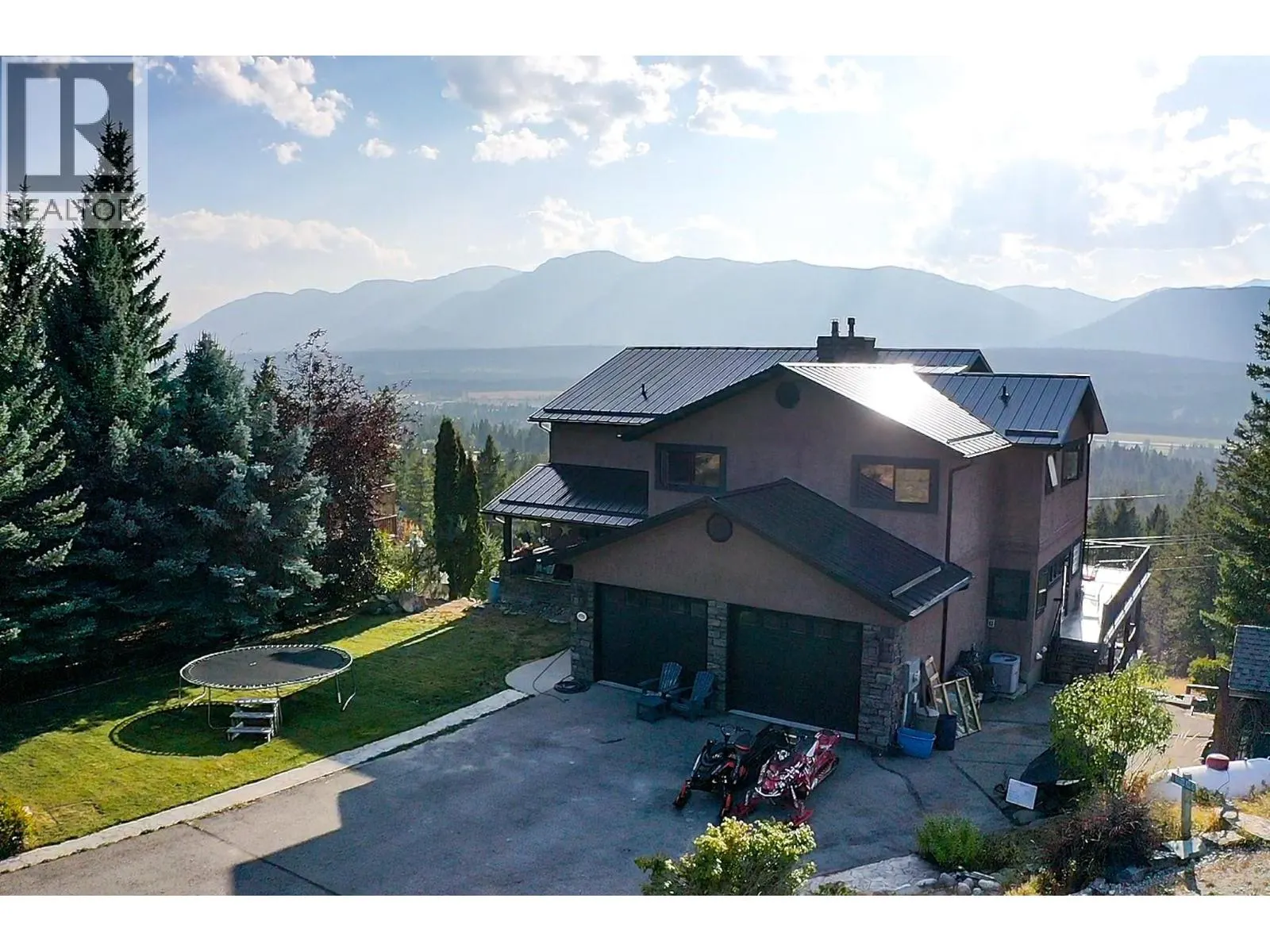 4931 MOUNTAIN VIEW Drive